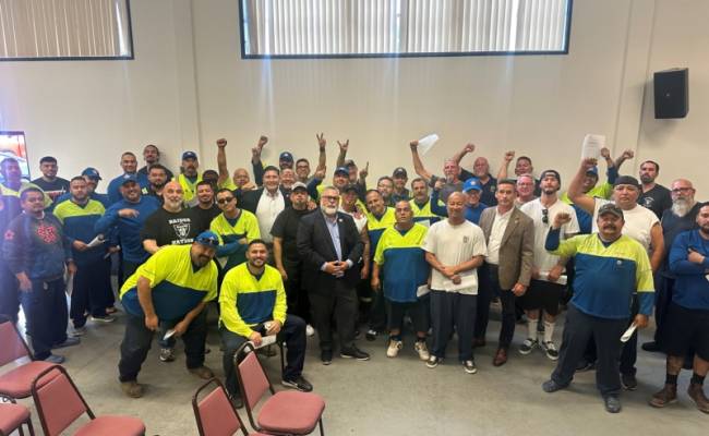 Republic Services/Allied Waste Services of Santa Clara Drivers & Mechanics Ratify New 5-Year Contract!